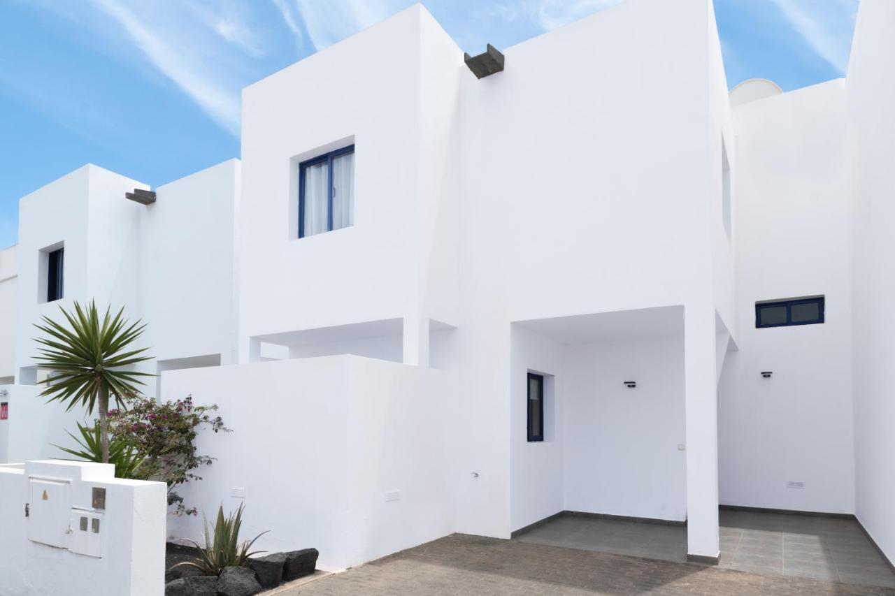 Luxury 3-Bedroom Villa With Heated Private Pool - In Marina Rubicon, Playa Blanca, Lanzarote Экстерьер фото